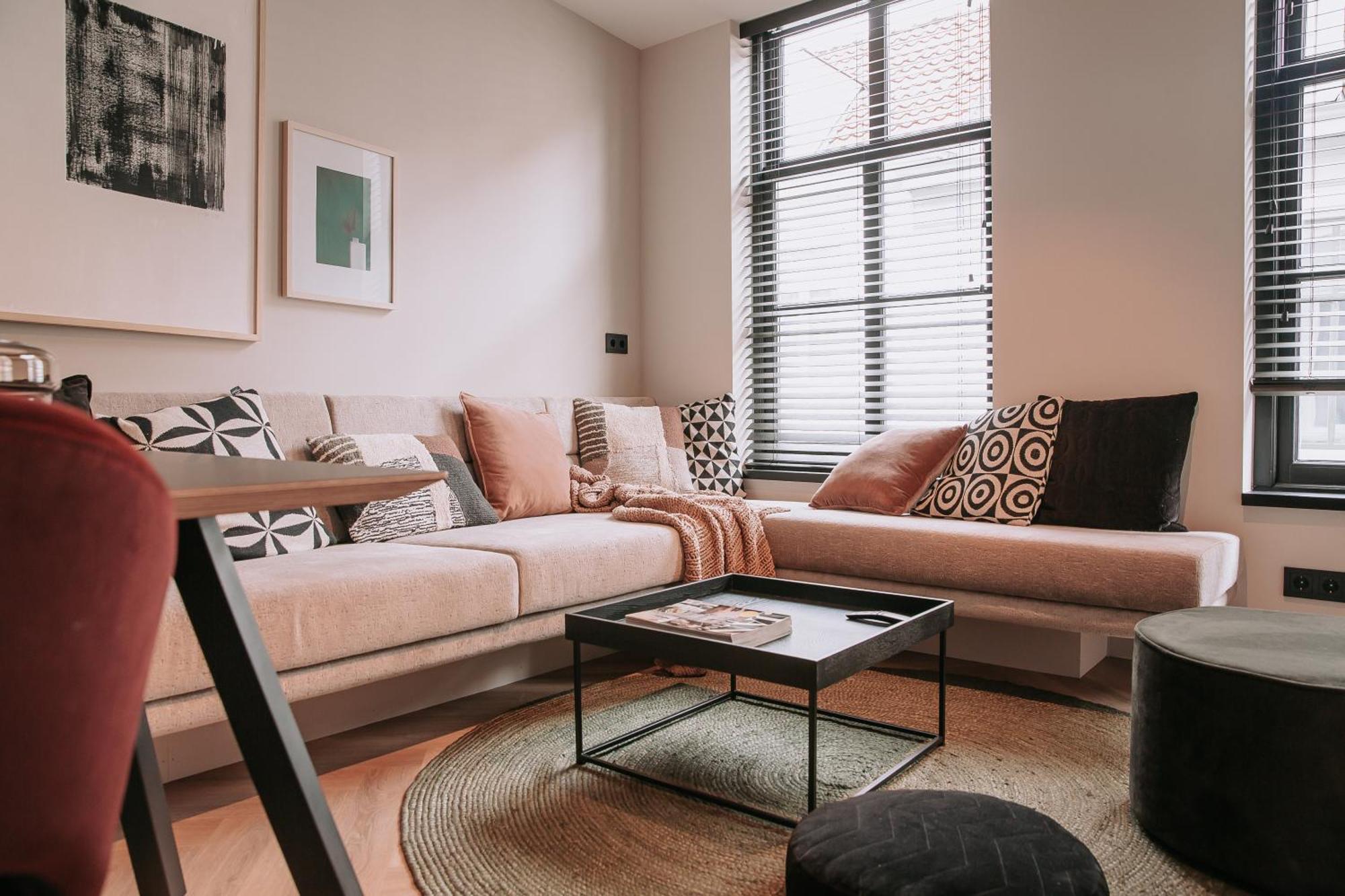 The Guest Apartments - Lange Putstraat 's-Hertogenbosch  Εξωτερικό φωτογραφία